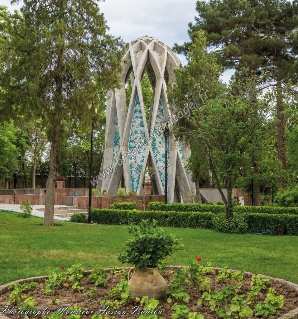 Image de la Tombe d’Omar Khayyam Poète iranien à Neishabo