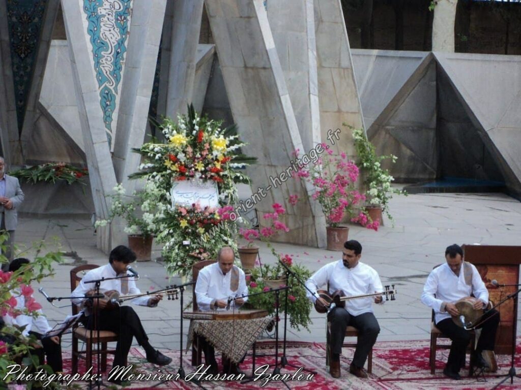 Évènement et Concert de musique organisée au tombeau d’Omar Khayyam poète persan à Neishabour
