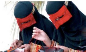 Femmes de la province d’Hormozgan faisant la broderie spécialité de Bandar Abbass