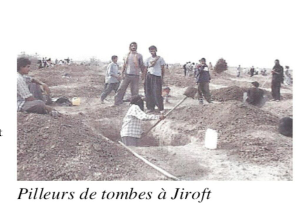  Jiroft près de Kerman en Iran ici les pilleurs de tombes à Jiroft,